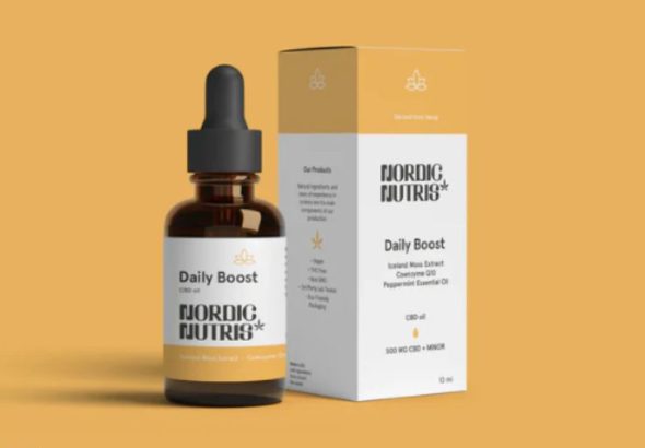 Botella y caja de aceite CBD Daily Boost